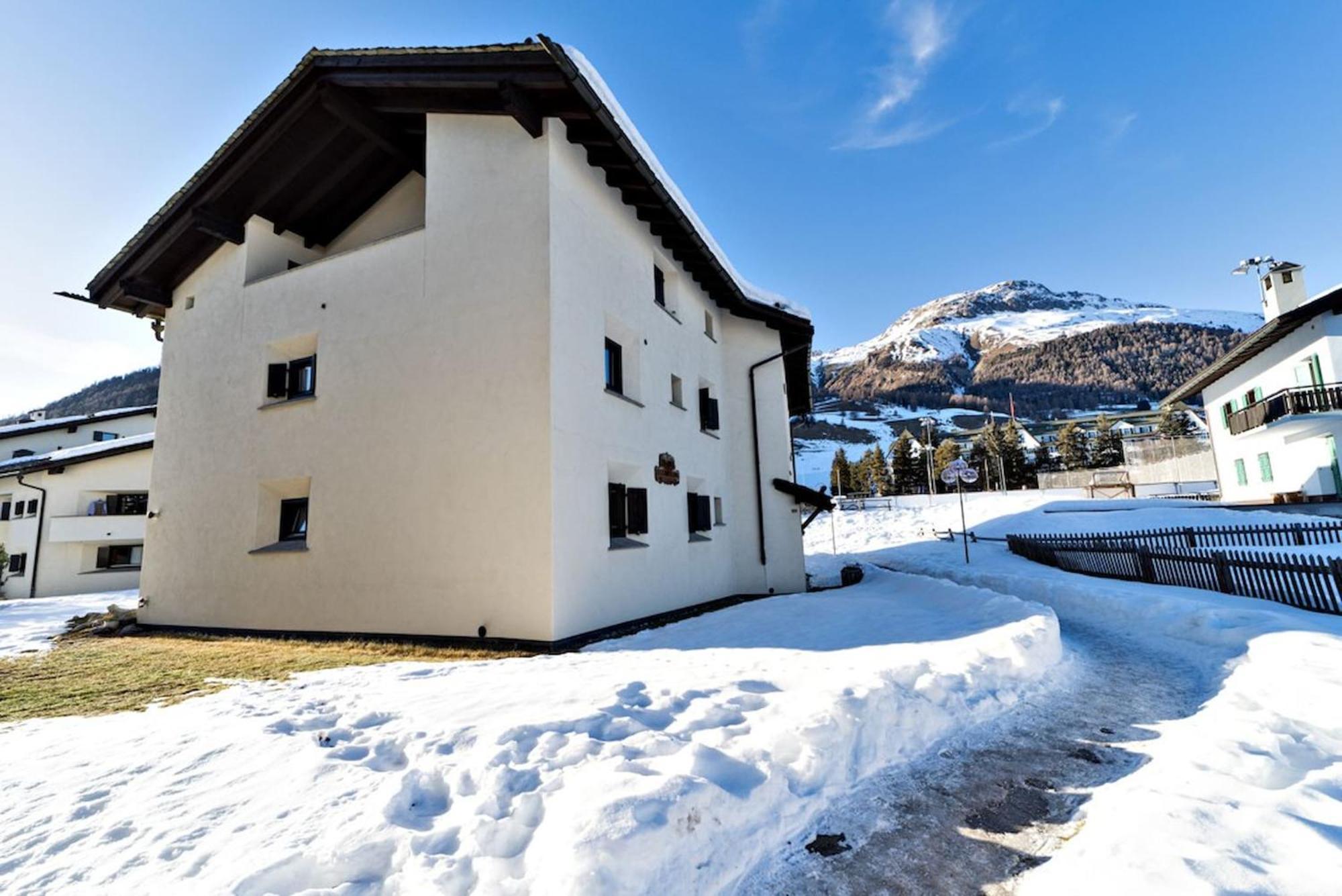 Chesa Chavriol - Celerina Apartment Celerina/Schlarigna Bagian luar foto
