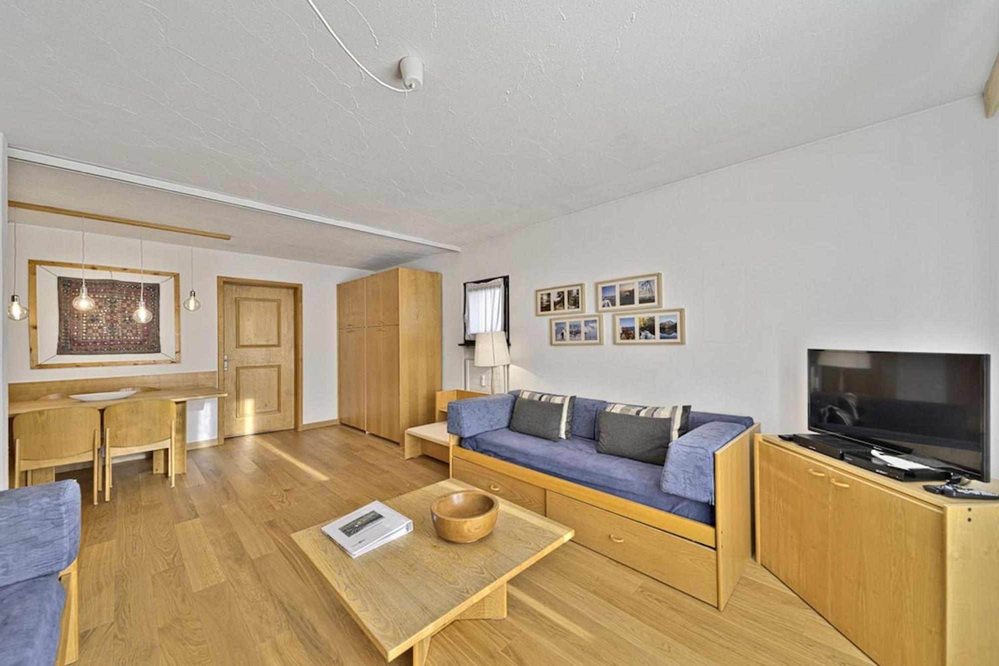Chesa Chavriol - Celerina Apartment Celerina/Schlarigna Bagian luar foto